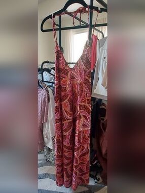 Red Paisley Print Spaghetti Strap Maxi Dress SZ L NWT